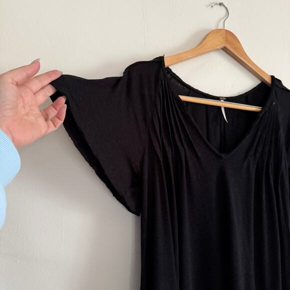 FREE PEOPLE | Black Linen Blend Swing T-shirt V Neck Pintuck Shoulders | Small - Picture 6 of 8